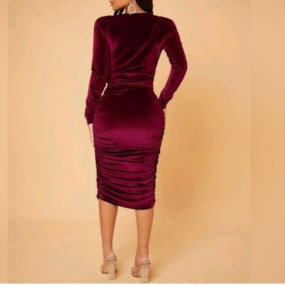 NWT Shein Lux Deep Plunge Velvet Midi Dress Burgundy Red Sz XL Women - Picture 4 of 11